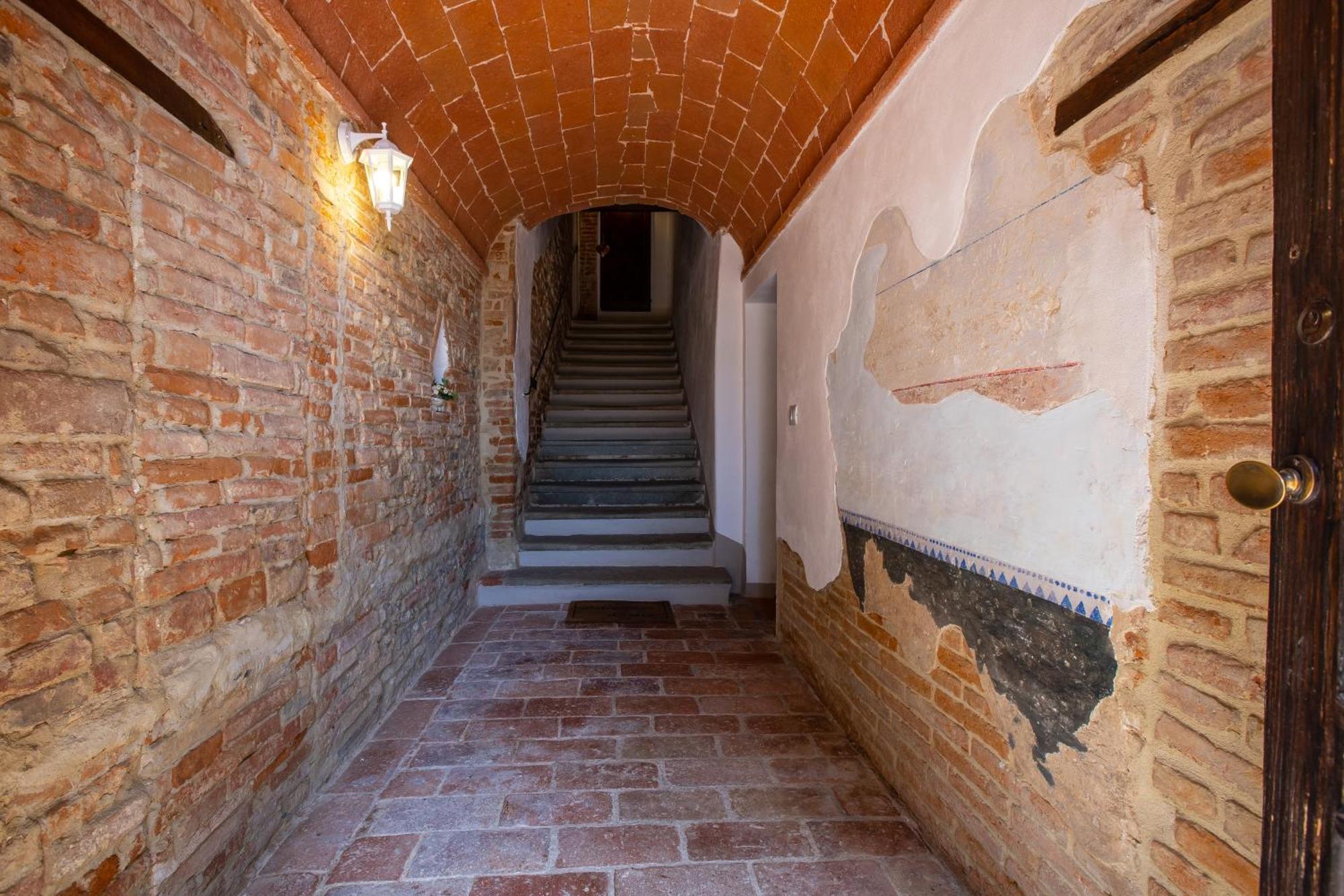 Agriturismo Palazzo Val Del Sasso Villastrada  Ngoại thất bức ảnh